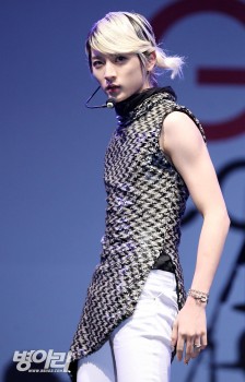 [Pic] Ren no K-Pop Star Give Concert 1b9d7d224754625