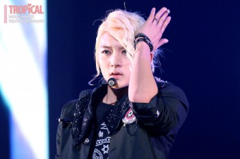 [PICS] Ren no K-POP LOVERS! LIVE 905368227012518