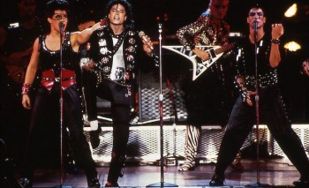 BAD WORLD TOUR  001d33232529450