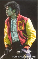 BAD WORLD TOUR  5ea9de232525271