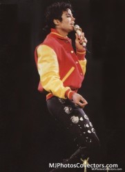 BAD WORLD TOUR  C62dec232525224