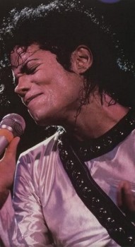 BAD WORLD TOUR  De3a28232529751