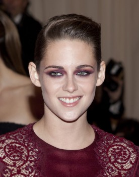 Kristen Stewart - Imagenes/Videos de Paparazzi / Estudio/ Eventos etc. - Página 31 Df2261253083130