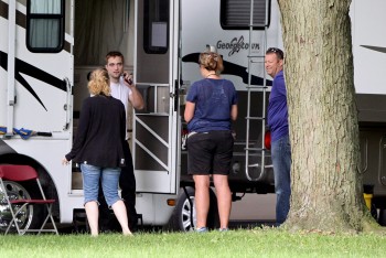 23 Julio - Nuevas imágenes HQ de Robert en el set de MTTS, ayer!!! (22 Julio) 265c1e266730333