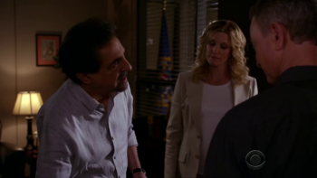 Criminal Minds : Beyond Borders Crossover CM S10e19 - Pilot 94e76e406050228