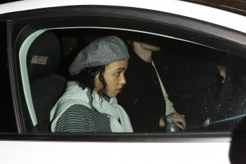 7 Mayo - Nuevas imágenes de Rob y FKA Twigs, ayer en LA!!! (6 Mayo) 36de2b408170309