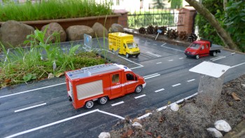 Mercedes Sprinter 6x6 Feuerwehr siku 2113 A09f19415988547