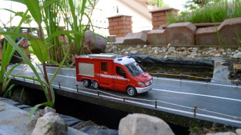 Mercedes Sprinter 6x6 Feuerwehr siku 2113 B3f667415988740