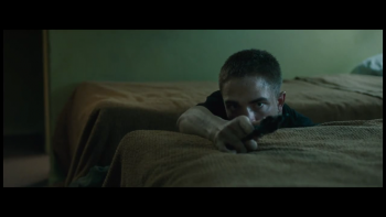 29 Enero - EXCLUSIVO: Primer Teaser Trailer de "The Rover"!!! (Poster, Nuevo Still + Capturas) Fadd31304784229