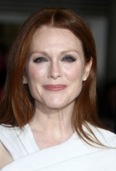 Julianne Moore - 'Non-Stop' premiere in LA 2/24/14  370453310450231