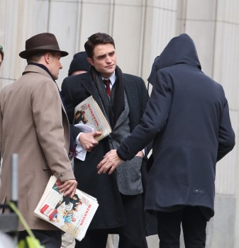 15 Marzo - Nuevas fotos de Rob en el set de "Life" !!!! 2a8cef314521581