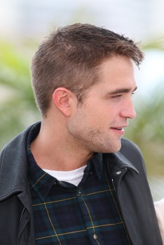 19 Mayo - Rob en el Photocall de Maps to the Stars en el Festival de Cine de Cannes 2014!!!! C9063f327489403