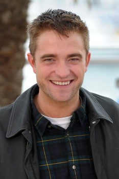 19 Mayo - Rob en el Photocall de Maps to the Stars en el Festival de Cine de Cannes 2014!!!! 02fbc5327499883