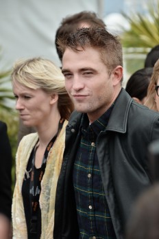 19 Mayo - Rob en el Photocall de Maps to the Stars en el Festival de Cine de Cannes 2014!!!! 162d17327499109