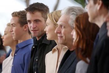 19 Mayo - Rob en el Photocall de Maps to the Stars en el Festival de Cine de Cannes 2014!!!! 5471a8327500447