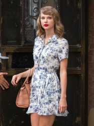 Taylor Swift Leaving a gym in New York City, 07/09/14  2fe169338042911