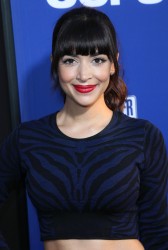 Hannah Simone @ Los Angeles Premiere 'Let's Be Cops' - Augus Be66f8343745506