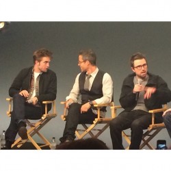 10 Agosto - Más Fotos Fan de Robert en The Rover Q&A 'Meet The Filmmakers' At The Apple Store!!! 8045b2344044396