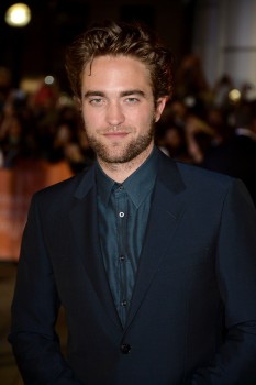 10 Septiembre - Rob en la Premiere de MTTS en TIFF!!! 8ef517350342112