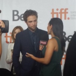 10 Septiembre - Rob en la Premiere de MTTS en TIFF!!! 900c64350341647