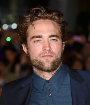 10 Septiembre - Rob en la Premiere de MTTS en TIFF!!! E6f52b350341208