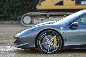 Séance photos Ferrari 458 Italia Grigio Silverstone 282ee3352953878