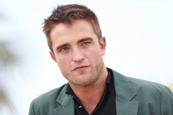 26 Octubre - Más de 400 Fotos nuevas y antiguas de Rob en Cannes para el Photocall de "The Rover"!!! Daaf19360036223