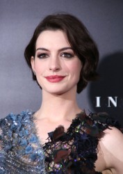 Anne Hathaway - 'Interstellar' premiere in NYC 11/3/14  6b091c362366972