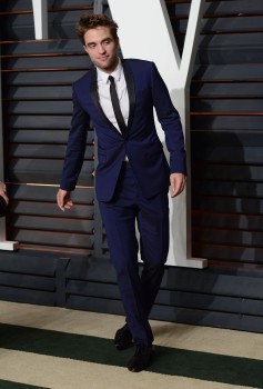 24 Febrero - Más imágenes de Rob y sus amigos en la fiesta de los Oscars de Vanity Fair!!! (22 Febrero) 9eef23392577607