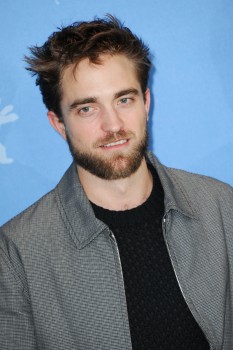 12 Marzo - Nuevas / Antiguas imágenes de Rob en la Berlinale, en HQ y UHQ!!! (Parte 1) 57dcf2395434849