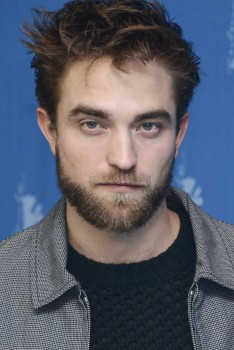 12 Marzo - Nuevas / Antiguas imágenes de Rob en la Berlinale, en HQ y UHQ!!! (Parte 1) F05a45395432221