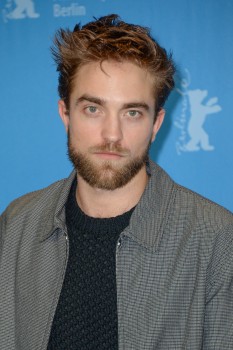 12 Marzo - Nuevas / Antiguas imágenes de Rob en la Berlinale, en HQ y UHQ!!! (Parte 1) 1cf82c395452063