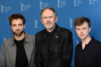 12 Marzo - Nuevas / Antiguas imágenes de Rob en la Berlinale, en HQ y UHQ!!! (Parte 1) D13dc0395450494