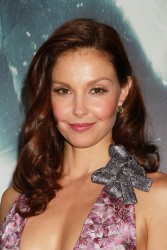 Ashley Judd - 'Insurgent' Premiere in NYC 03/16/15  42d3fe397737036