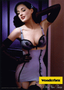 La lencería de la 'stripper' Dita von Teese para 'Wonderbra' 0f475613968794