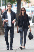 Vampire Diaries star Paul Wesley goes for a stroll 5132b881784755