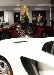 Paris Hilton - at McLaren dealership in Beverly Hills 1/9/14 Af2f96300291908