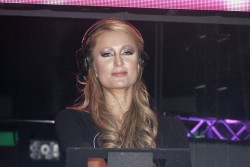 Paris Hilton - Celebrates her birthday and her new DJ reside 0ed736305838659