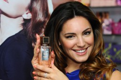 Kelly Brook 792eb2314897778