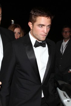 18 Mayo - Rob en el Cocktail del Pre-estreno de "The Rover" en Cannes!!! 39255c327397636