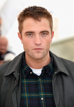 19 Mayo - Rob en el Photocall de Maps to the Stars en el Festival de Cine de Cannes 2014!!!! 9c8e48327481034