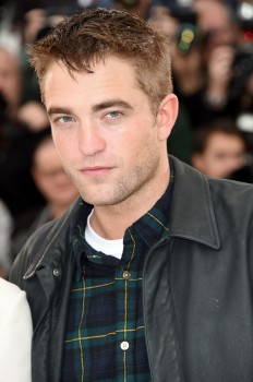 19 Mayo - Rob en el Photocall de Maps to the Stars en el Festival de Cine de Cannes 2014!!!! 28a61f327499936