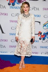 Sophia Bush - 2014 CFDA Fashion Awards in New York - 2014-06 69fca9330739032