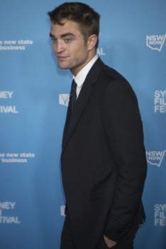 7 Junio - PREMIERE de The Rover en el Festival de Cine de Sydney, Australia!!! 87bf0d331547761