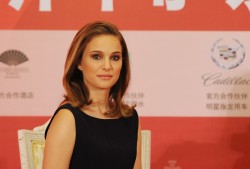 Natalie Portman @ 17th Shanghai International Film Festival  06efc6334728281