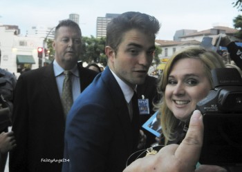 29 Junio - Más de 190 Fan Fotos de Rob de la premiere de "The Rover"!!! 3dffff335012399