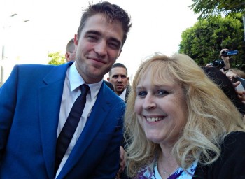 29 Junio - Más de 190 Fan Fotos de Rob de la premiere de "The Rover"!!! 47d269335012464