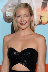  Kate Hudson @ 'Wish I Was Here' screening in New York City  4bb863338976250