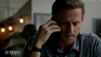 Carmine Giovinazzo - Graceland  9cb05c342261005