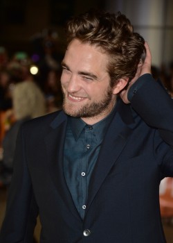 10 Septiembre - Rob en la Premiere de MTTS en TIFF!!! 0bfe65350342841